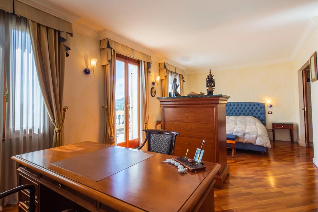Villa Caroleo Camera  2