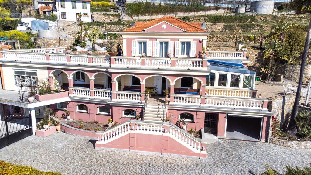Villa Caroleo
